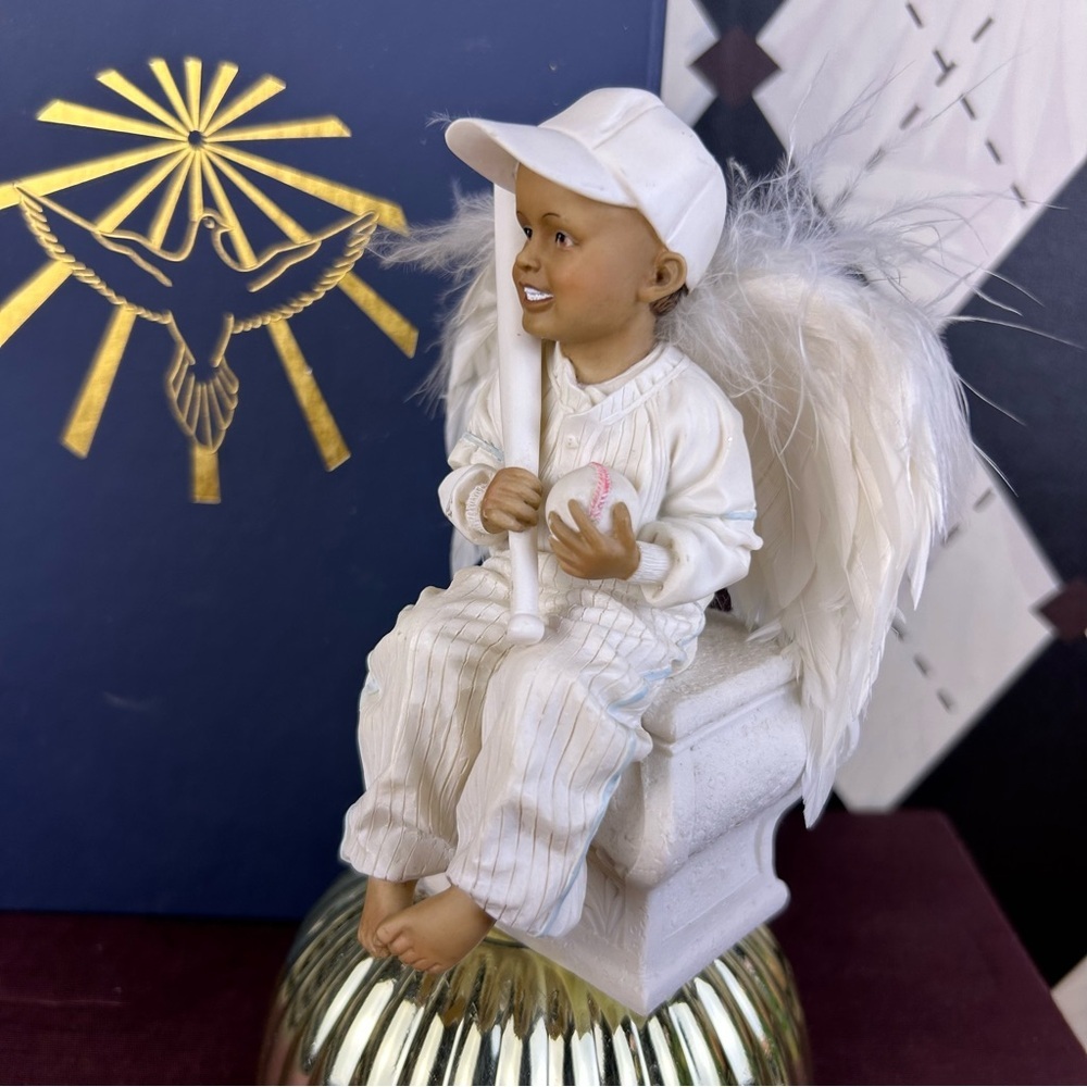 Sweet Child Angel Baseball Figurine Sculpture Whimsical Décor Collectible Rare - Picture 15 of 17